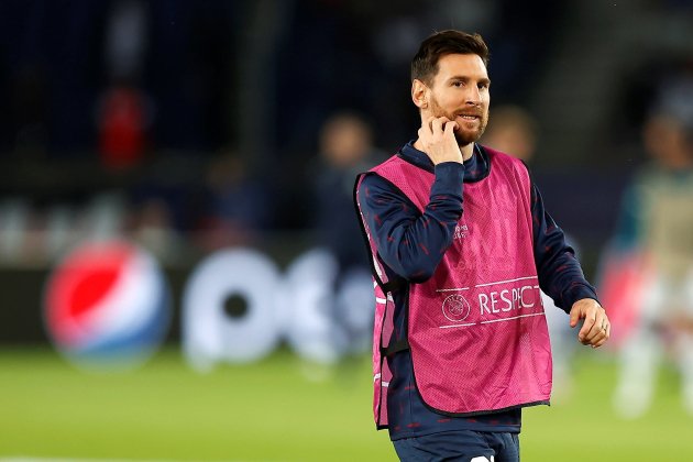 Messi calentamiento PSG EFE