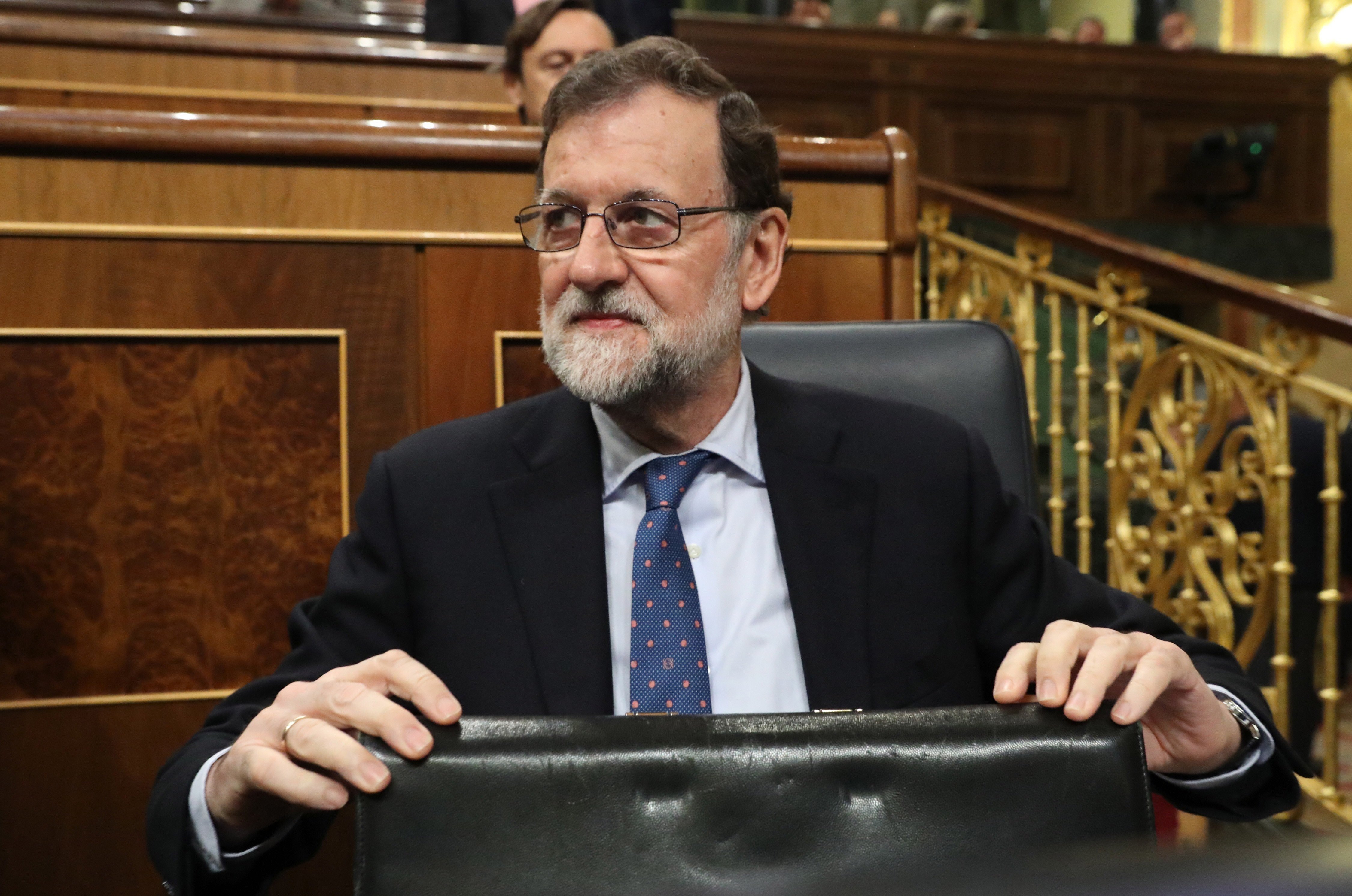 Setge a Rajoy per la corrupció durant la sessió de control