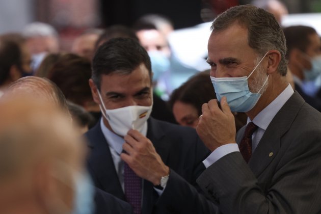 el presidente del gobierno, Pedro sánchez, rey felipe VI,  salón del automóvil barcelona 2021 - Sergi Alcàzar