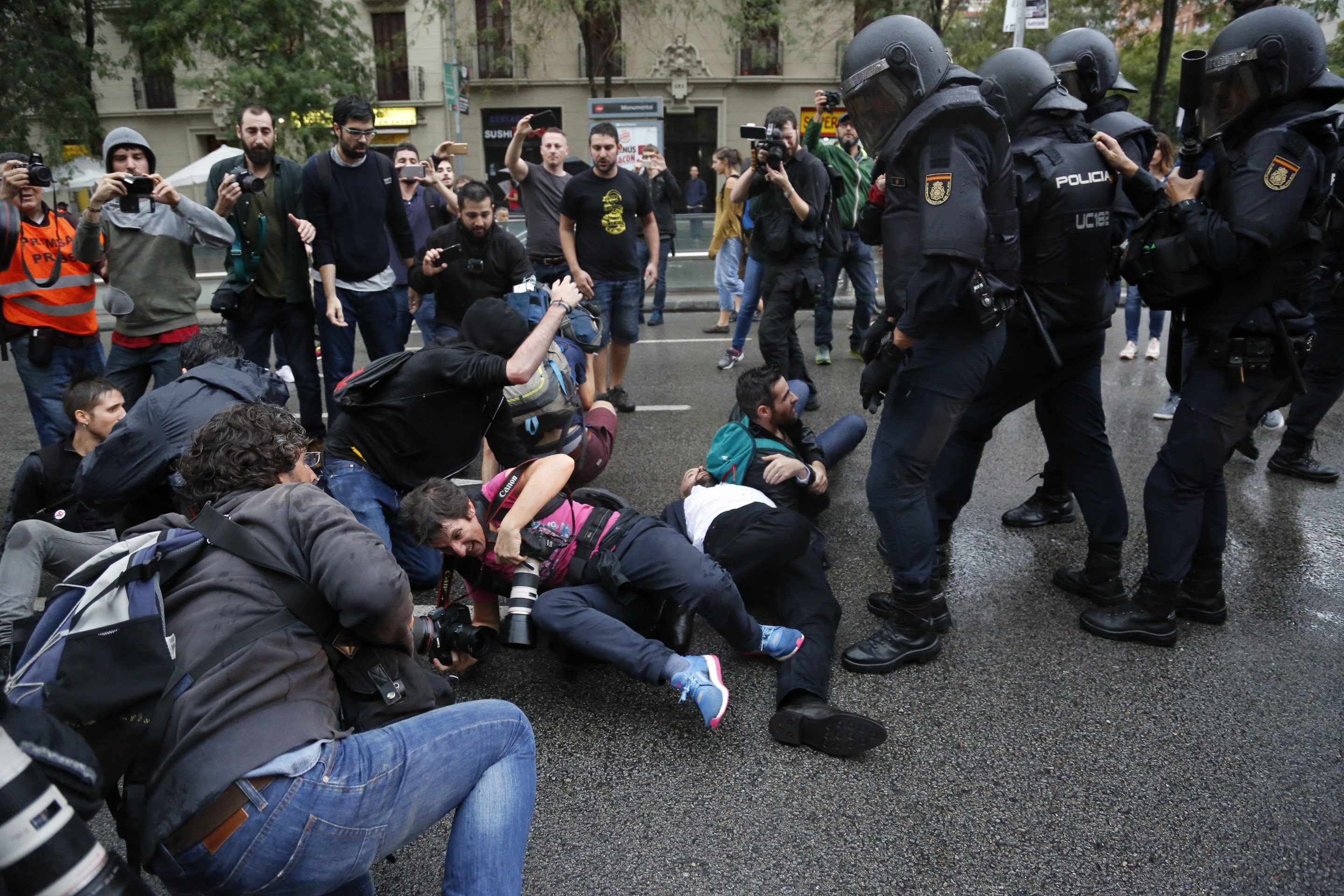 L'ANC lamenta que no es jutgin tots els comandaments de la policia espanyola per l'1-O