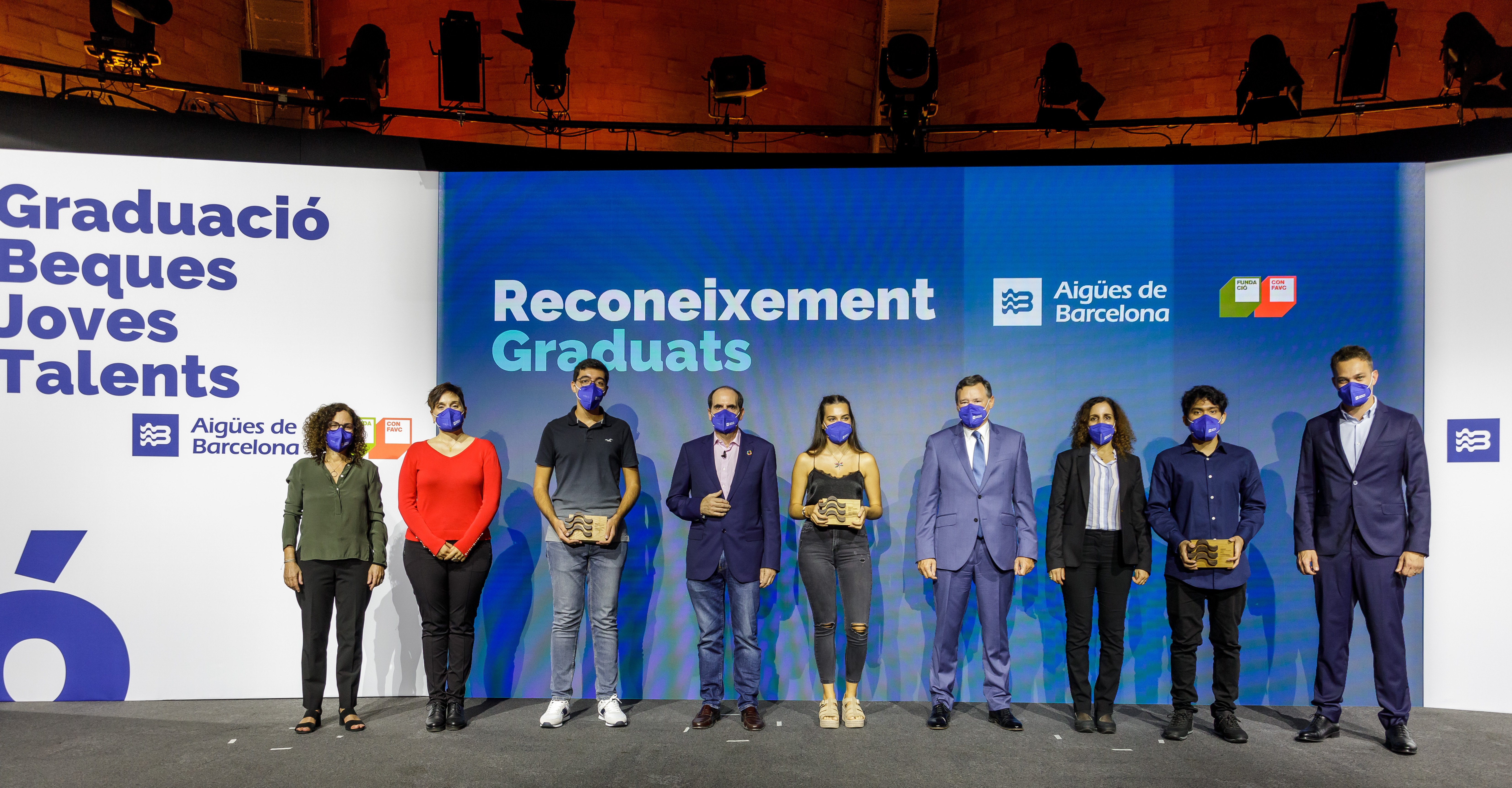 Se gradúan los primeros becados de Joves Talents de Aigües de Barcelona y CONFAVC