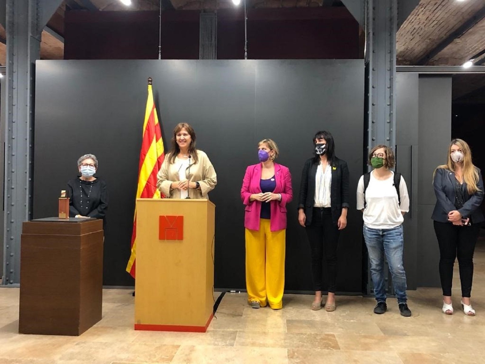 EuropaPress 3974874 presidenta parlament laura borras directora museu dhistoria margarida sala