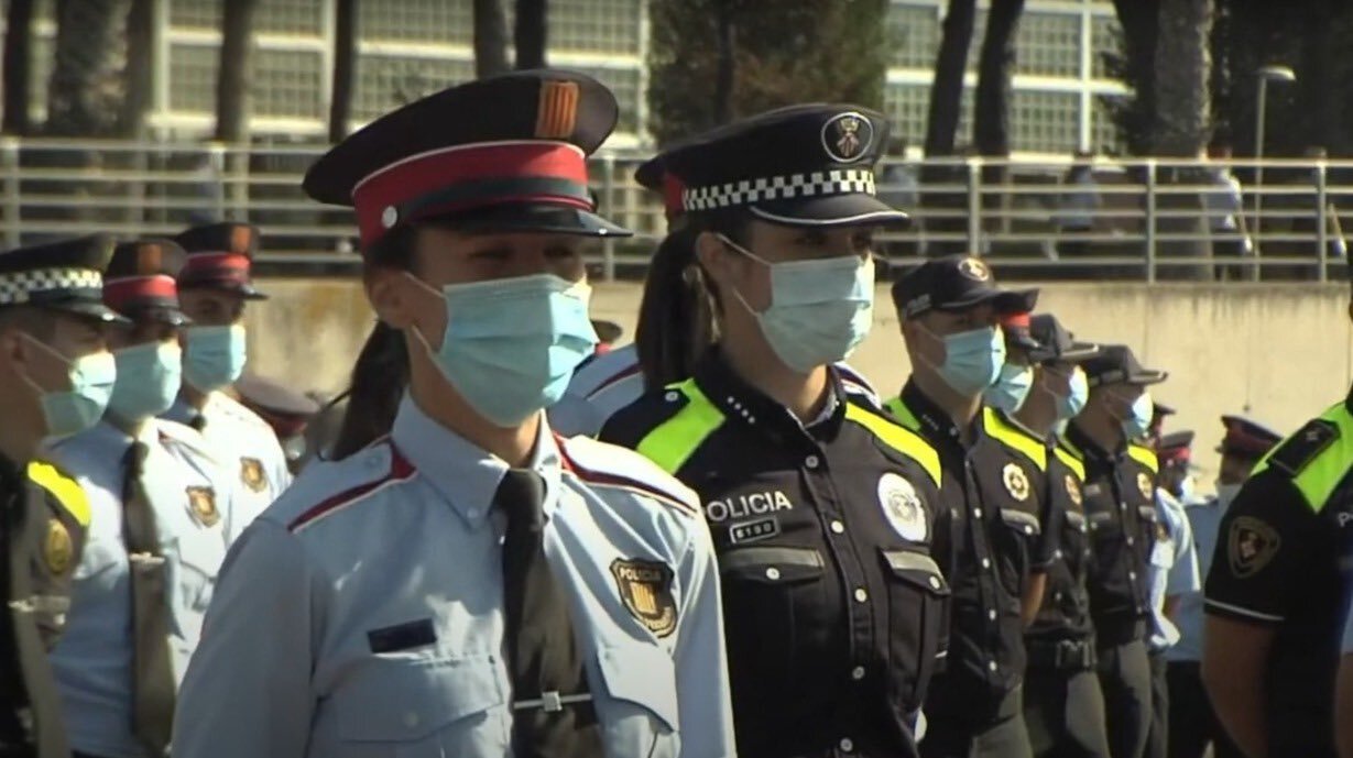 EuropaPress agentes incorporan guarda urbana lhospitalet llobregat barcelona