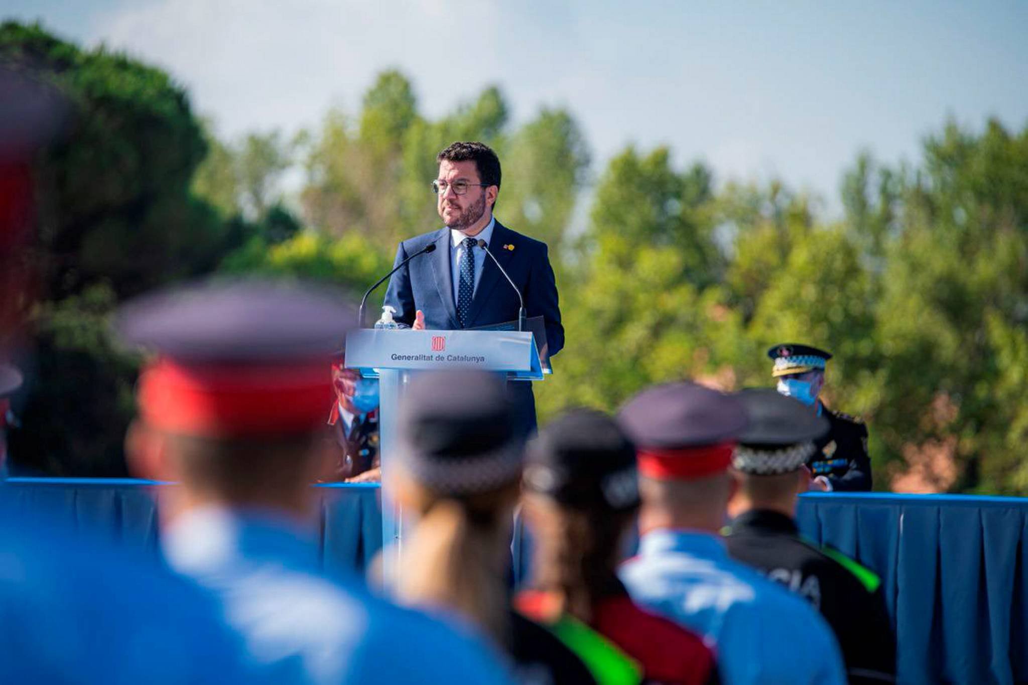 Aragonès celebra la feminización de los mossos en una nueva promoción