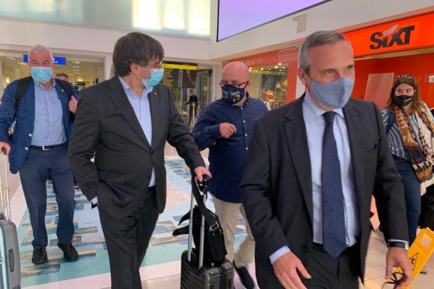 puigdemont alguer aeropuerto Marta Lasalas
