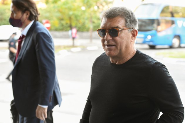 Joan Laporta ulleres Barca EFE