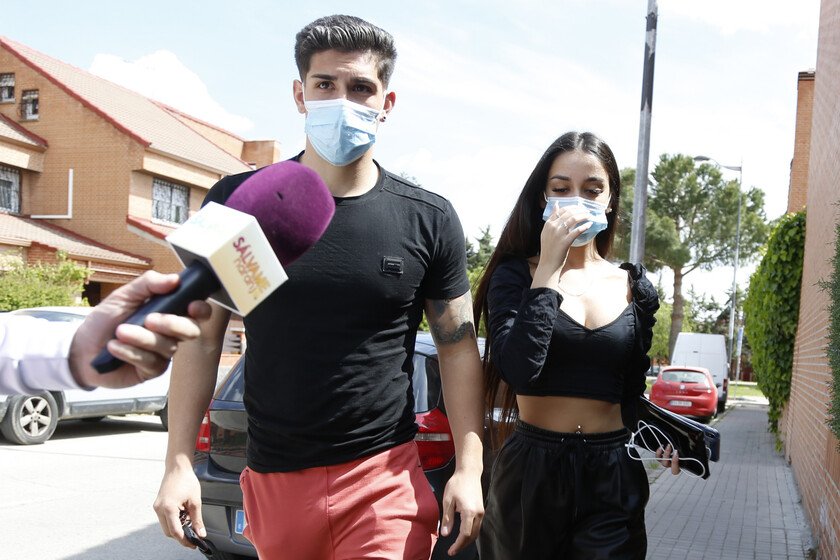 Julia Janeiro y Brayan Mejía Julia Janeiro y Brayan Mejía