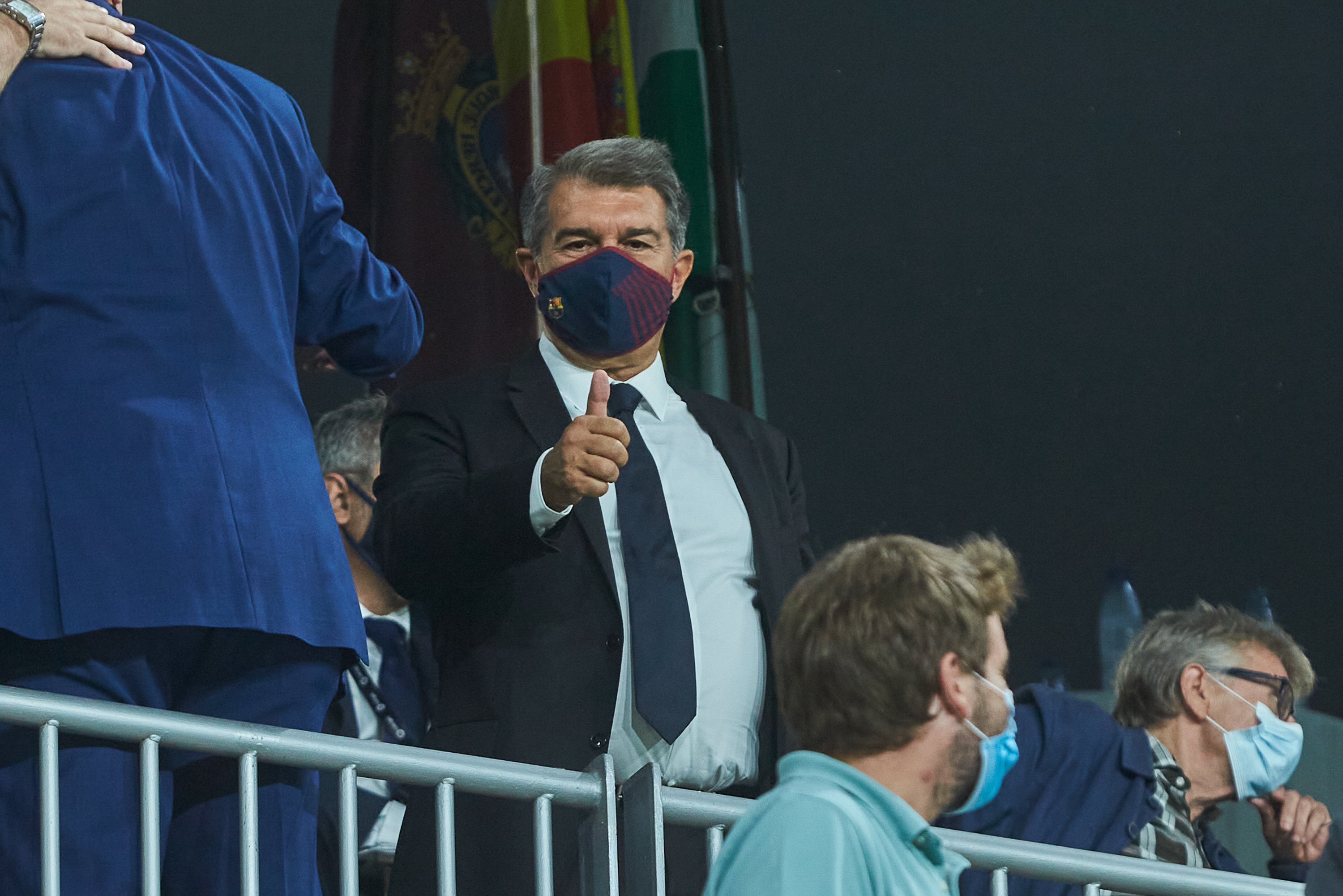 O se'n va o el fan fora: Joan Laporta executa la decisió i des del Barça avisen que no hi haurà pietat