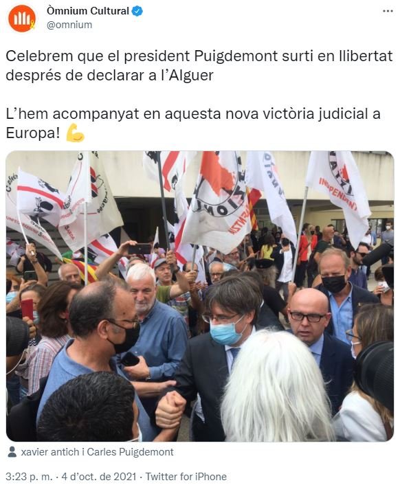 TUIT Omnium Llibertat Carles Puigdemont