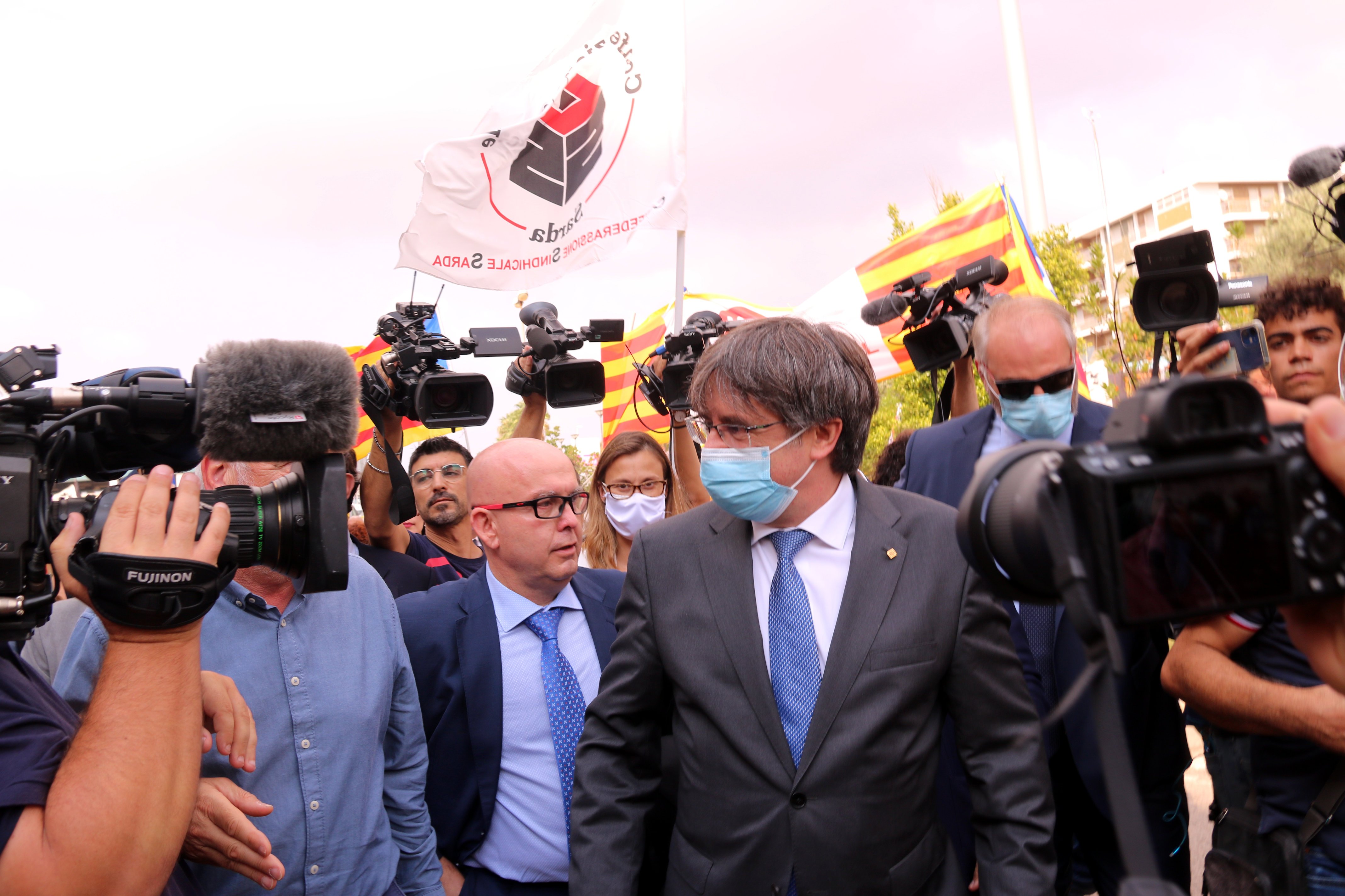 El Govern i l'independentisme celebren la llibertat de Puigdemont