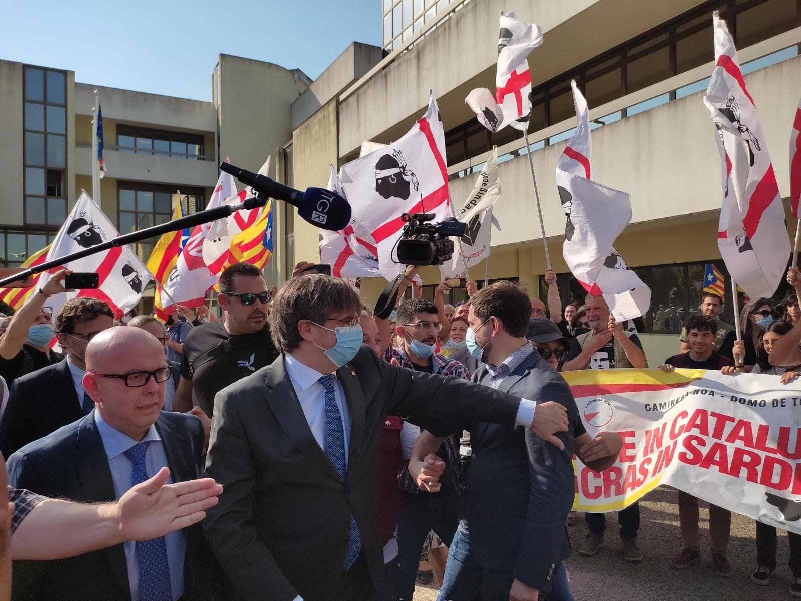 International press reports Puigdemont's new victory over Spanish judge Llarena