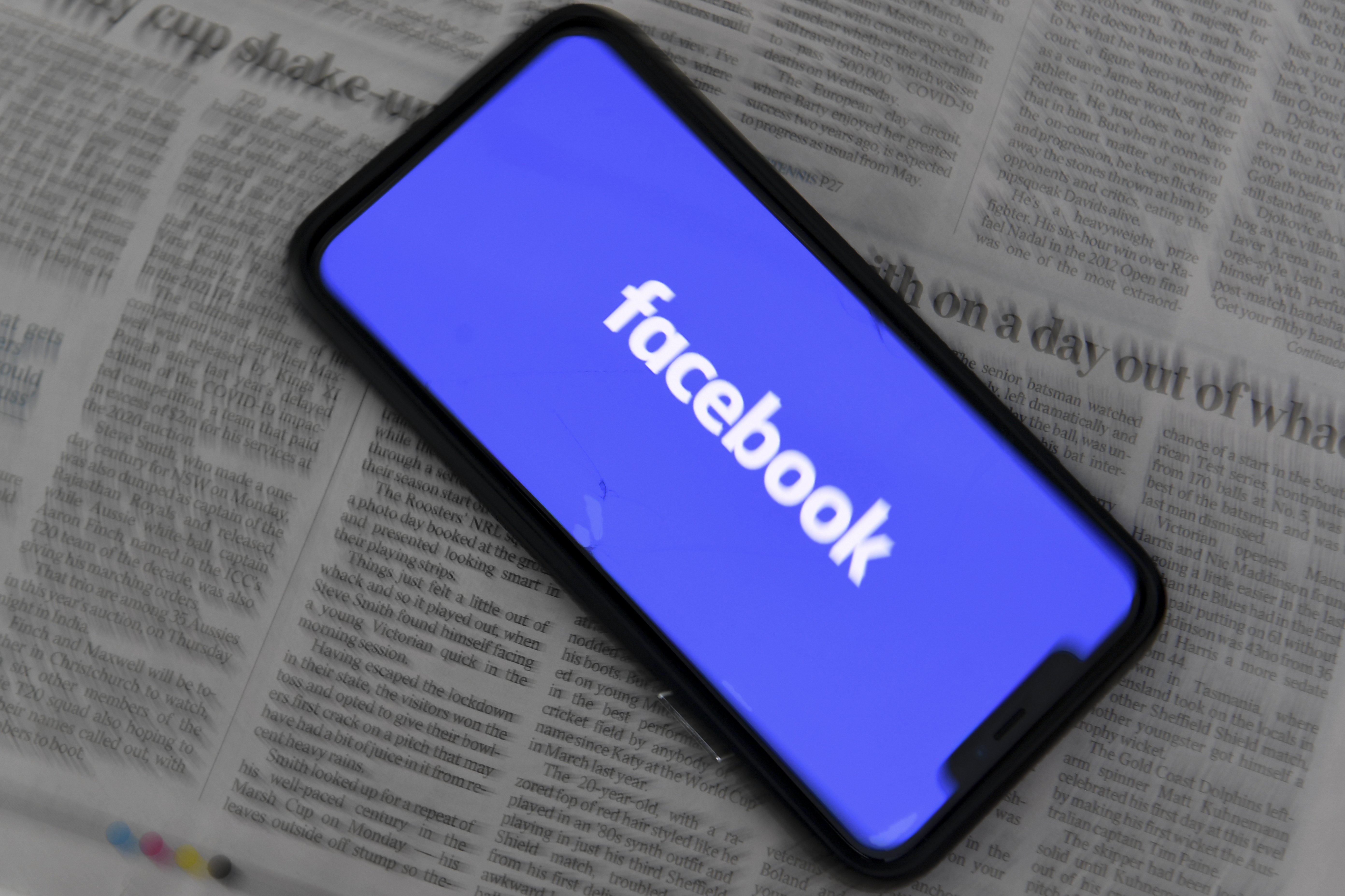 El drama de Facebook: cau un 5% a la borsa i filtracions d'una extreballadora