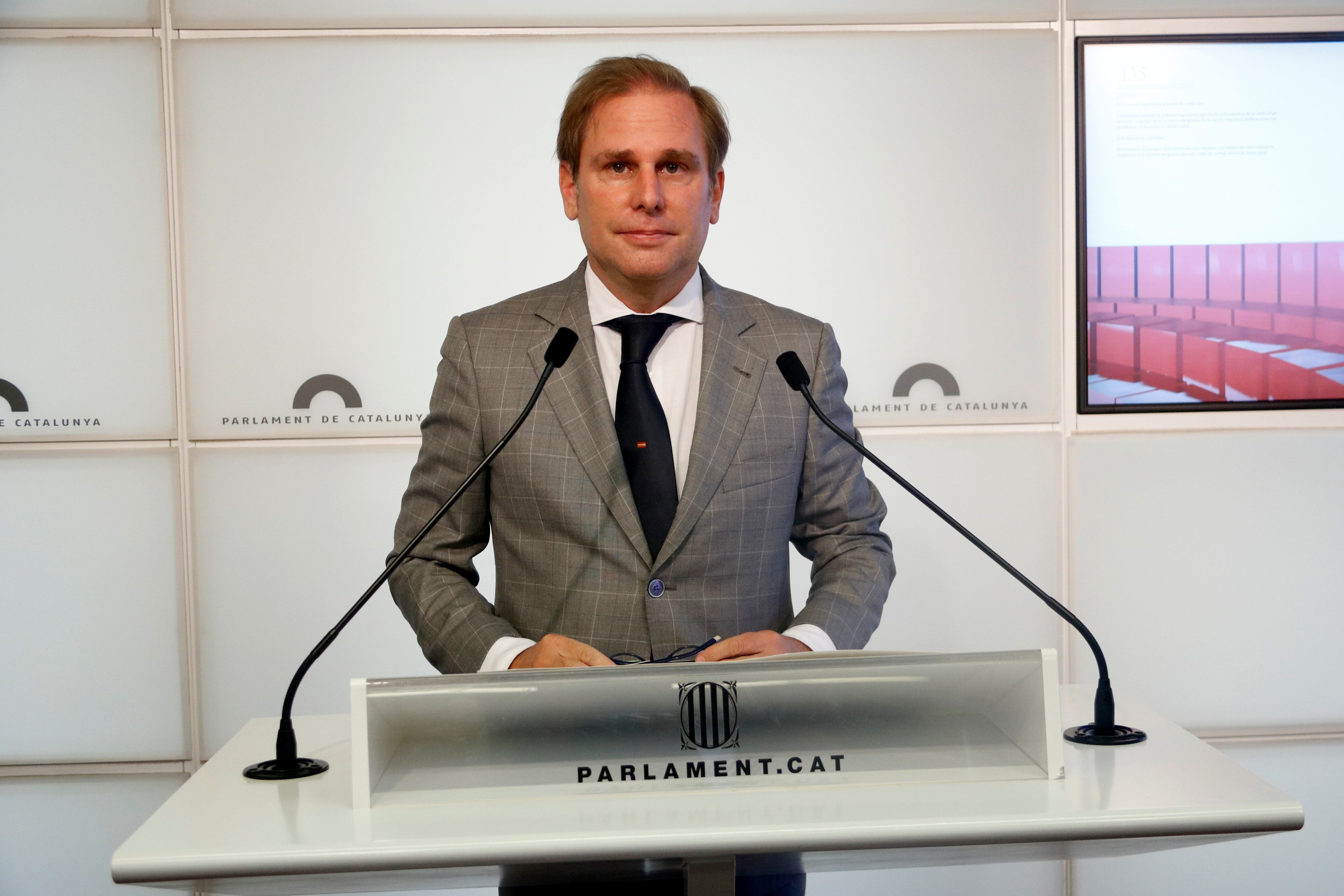 Vox quita hierro a su derrota ante Puigdemont: "Si no vuelve, estamos contentos"