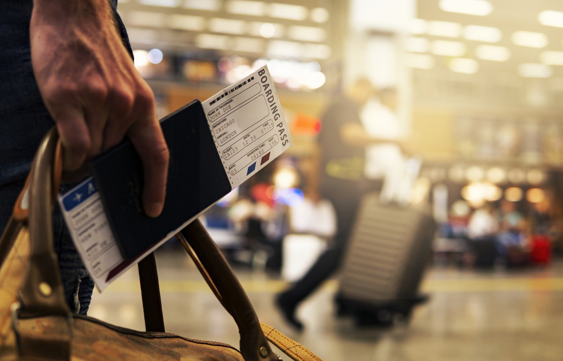 Si no s'amplia l'aeroport del Prat, s'apujaran els preus dels bitllets d'avió?