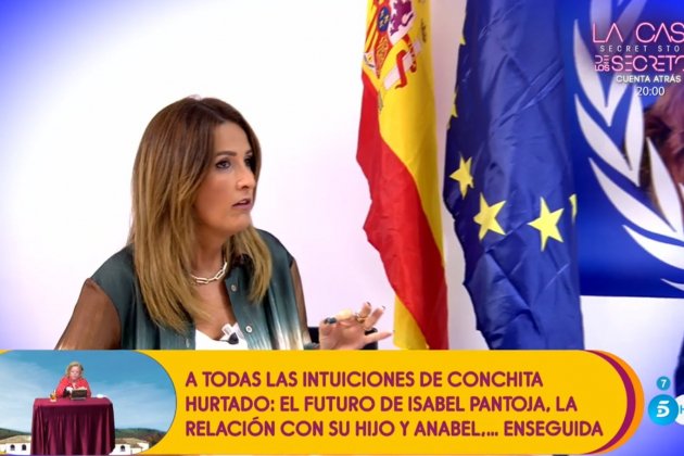 Laura Fa bandera España Telecinco