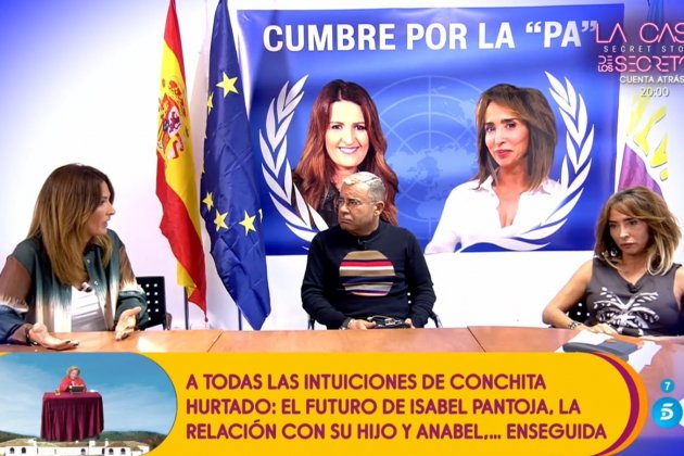 Laura Fa contra María Patíño cono Jorge Javier Vázquez Telecinco