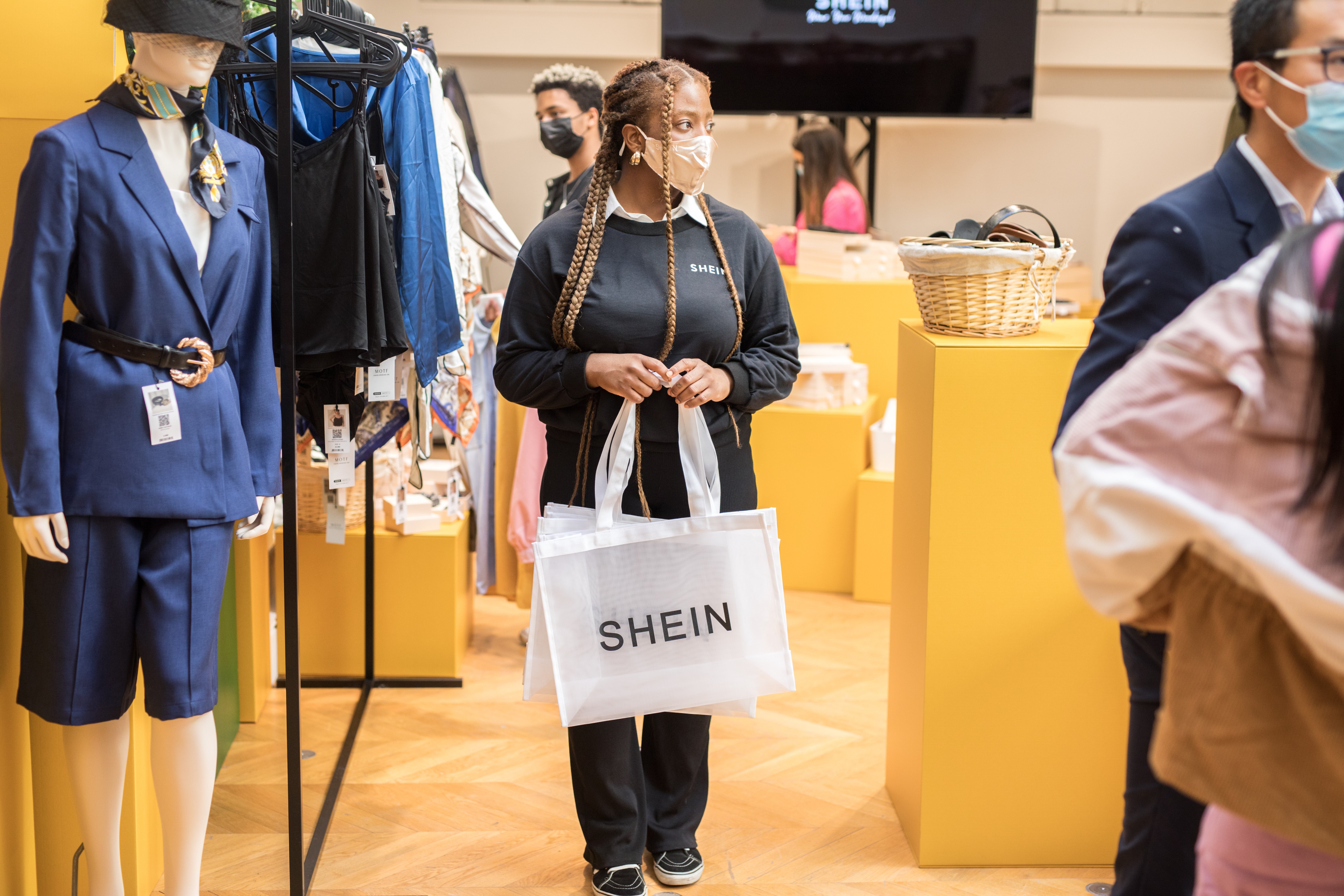 SHEIN porta la seva moda als EUA i París amb "SHEIN X ROCK THE RUNWAY 2021"