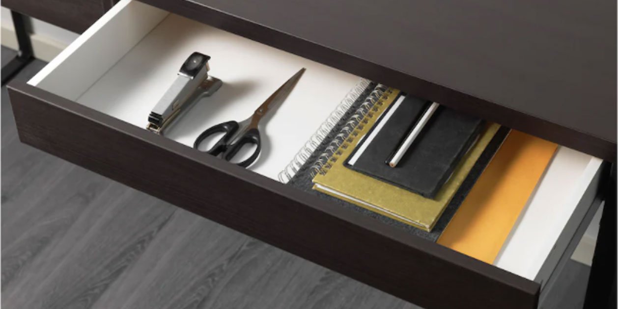 Ikea transforma tu dormitorio en un mini despacho con una compra de 75 euros