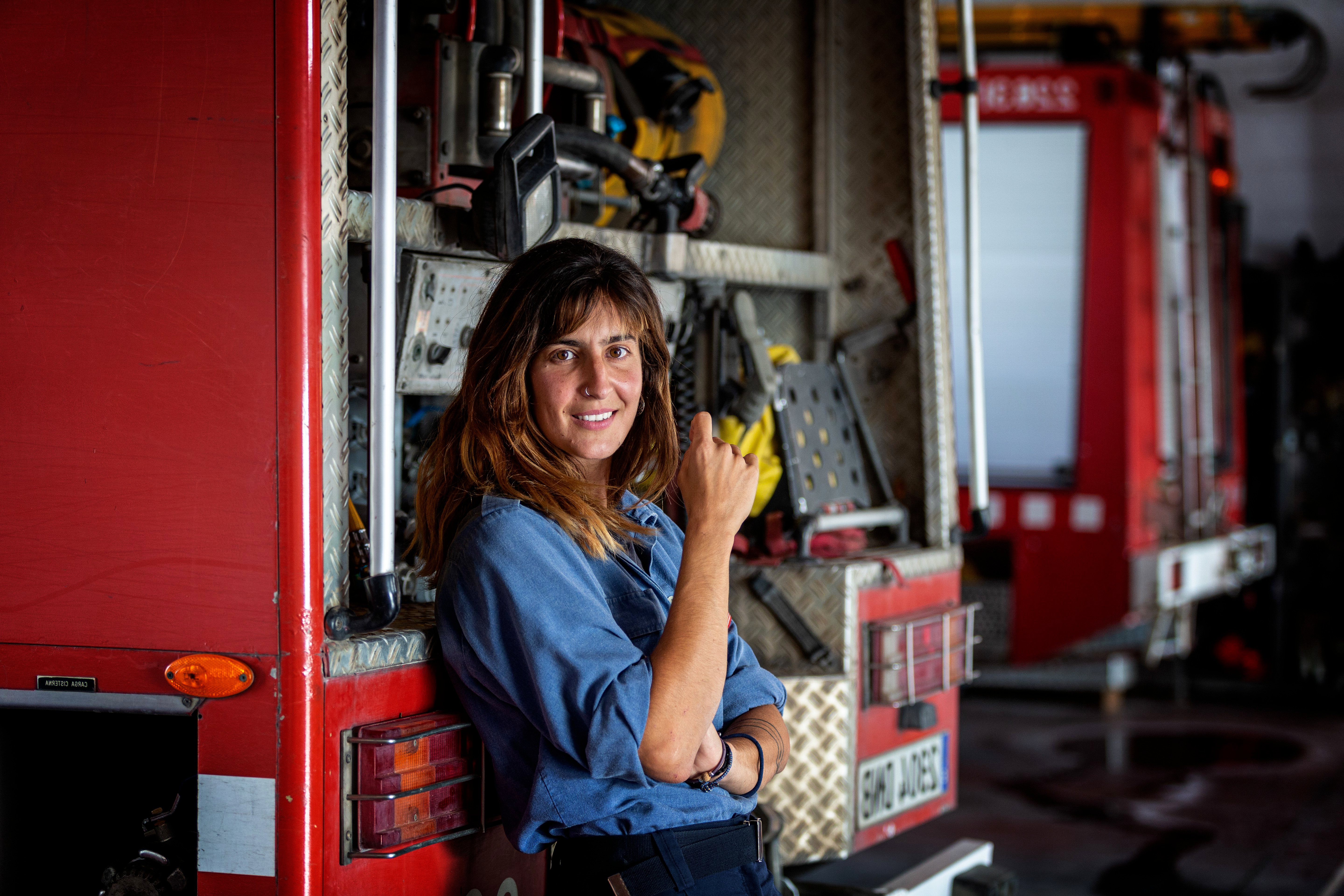 Laura Pou: "Tener una buena salud mental es muy importante para ser bombera"