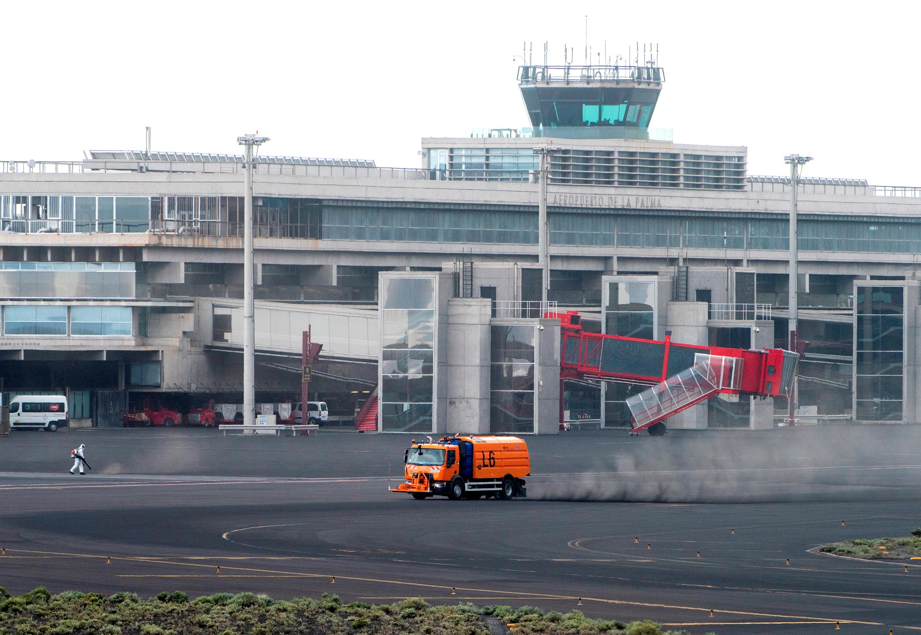 Aeropuerto La Palma erupción volcan / Efe