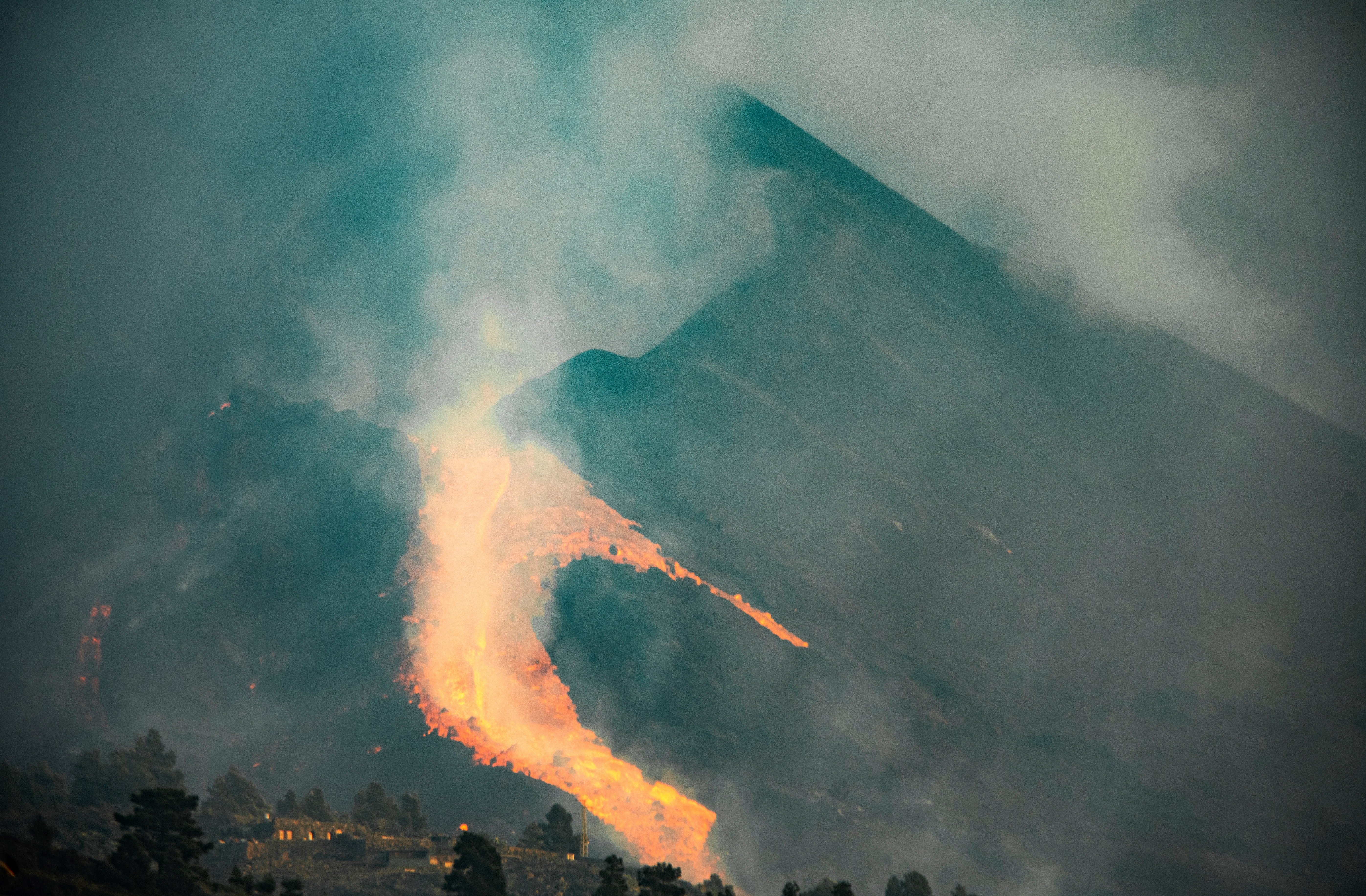 La erupción de La Palma sigue causando estragos: nuevas evacuaciones