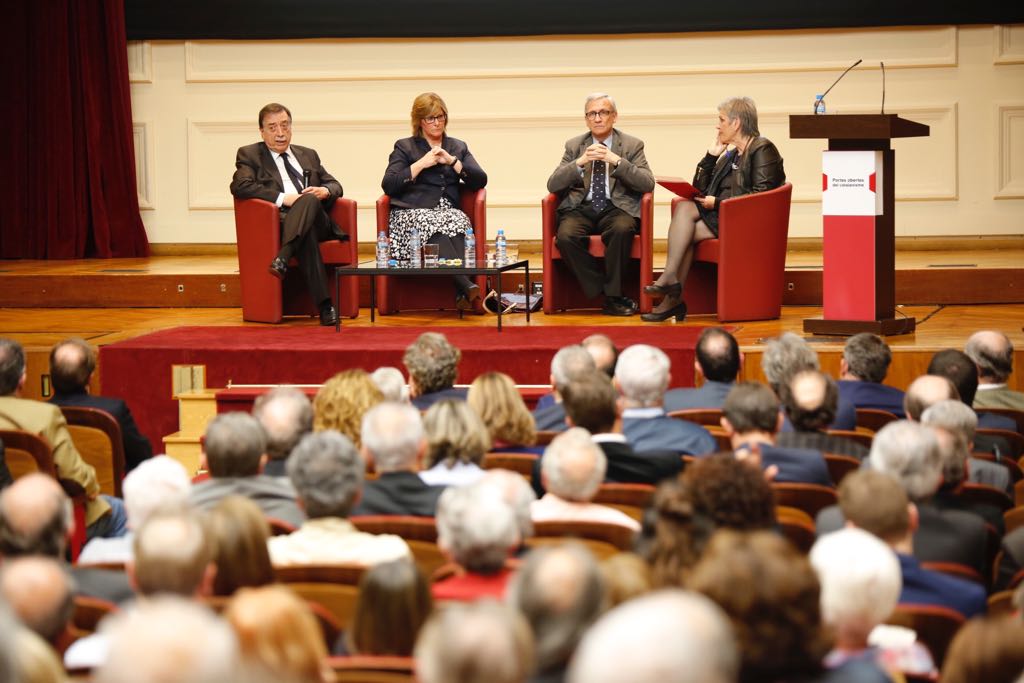 puertas abiertas debate juristas / Sergi Alcàzar