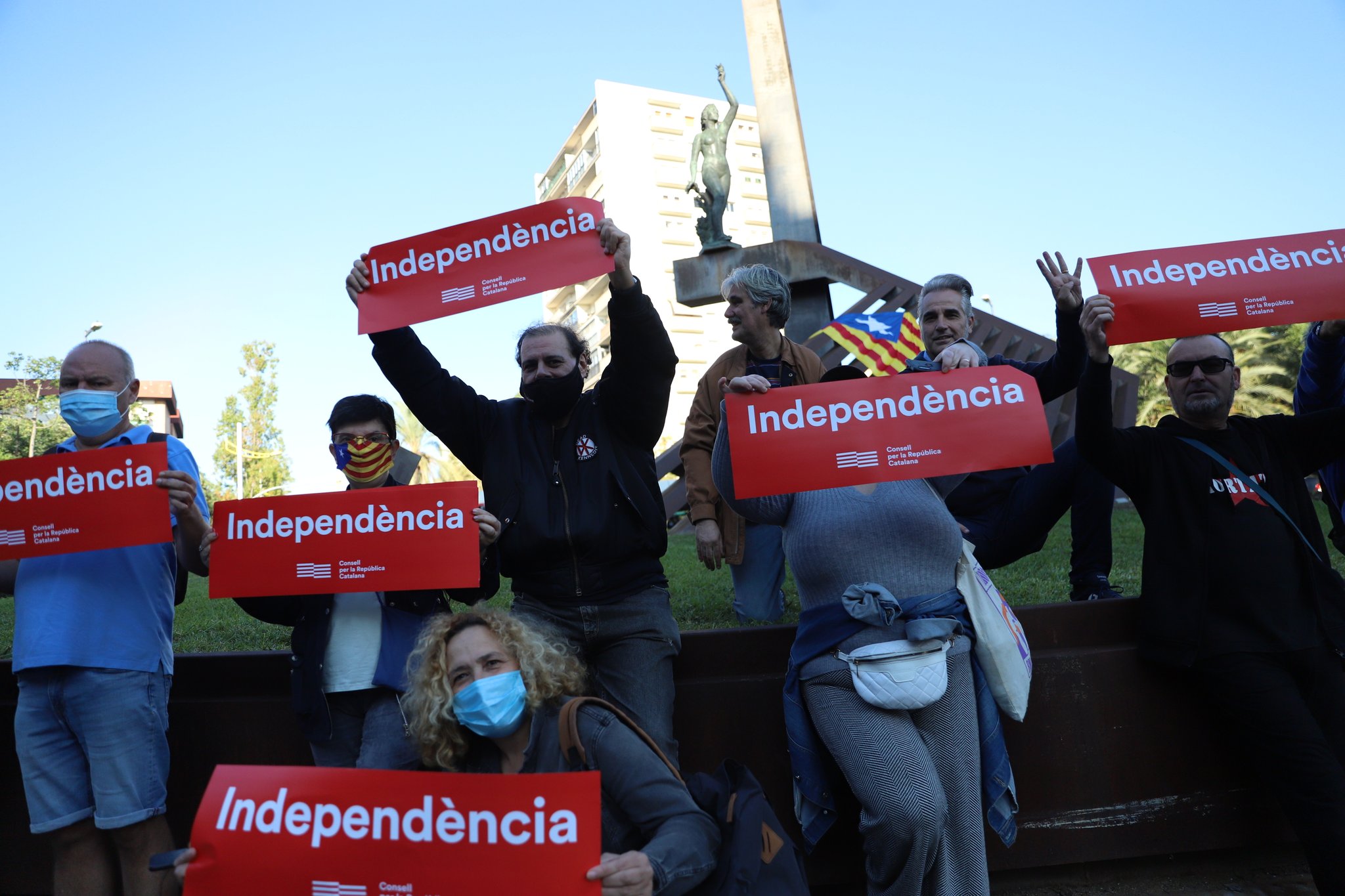 Manifestación Estelada Plaza República Nou Barris 2