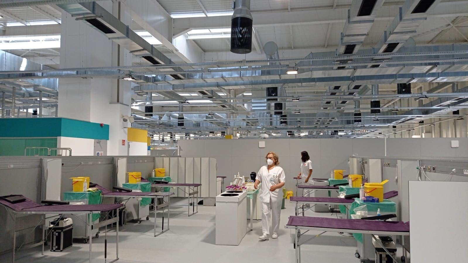 Quines ombres amaguen els contractes d'Ayuso a l'Hospital Zendal?