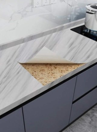 Shein desafía a Ikea con un vinilo que convierte la encimera de tu cocina  en mármol