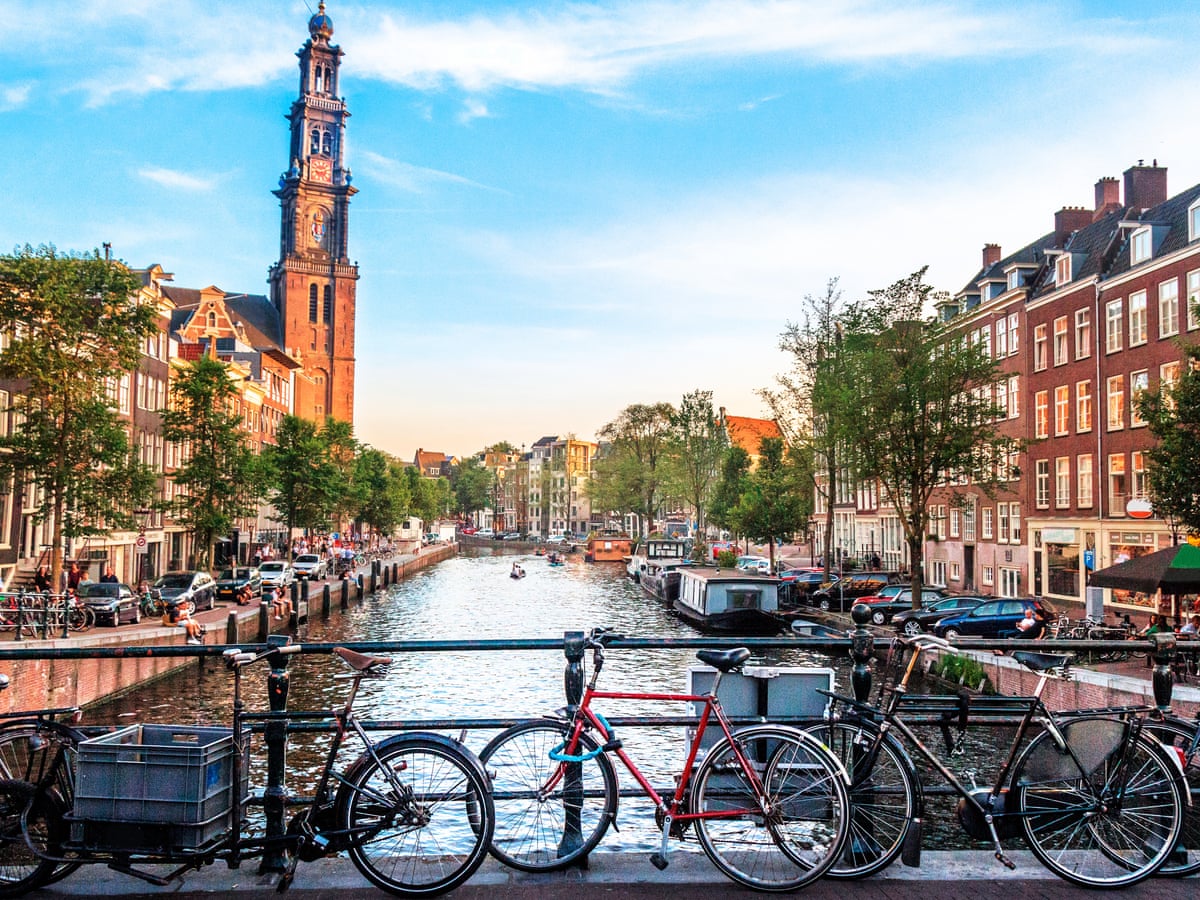 Hotels a Amsterdam per menys de 65 euros la nit que arrasen a Booking