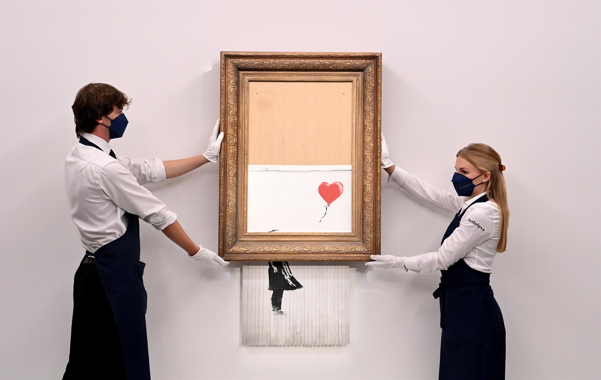 Banksy bate su propio récord: subastan su cuadro triturado por 21 millones