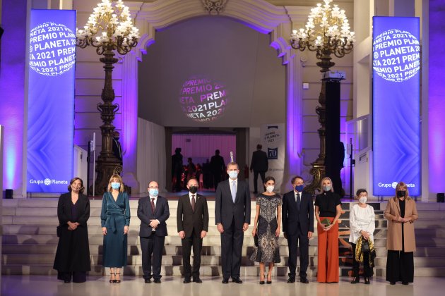 rey felipe vi letizia autoridades Premio Planeta 2021 / Sergi Alcàzar