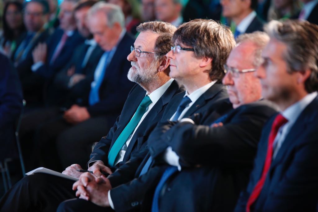 Puigdemont i Rajoy inauguren l'Automobile