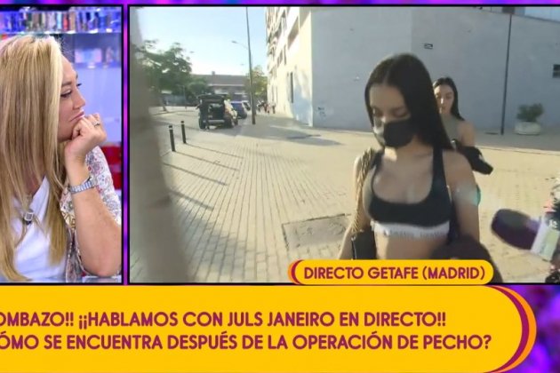 Belén Esteban mirant a Julia Janeiro operada Telecinco