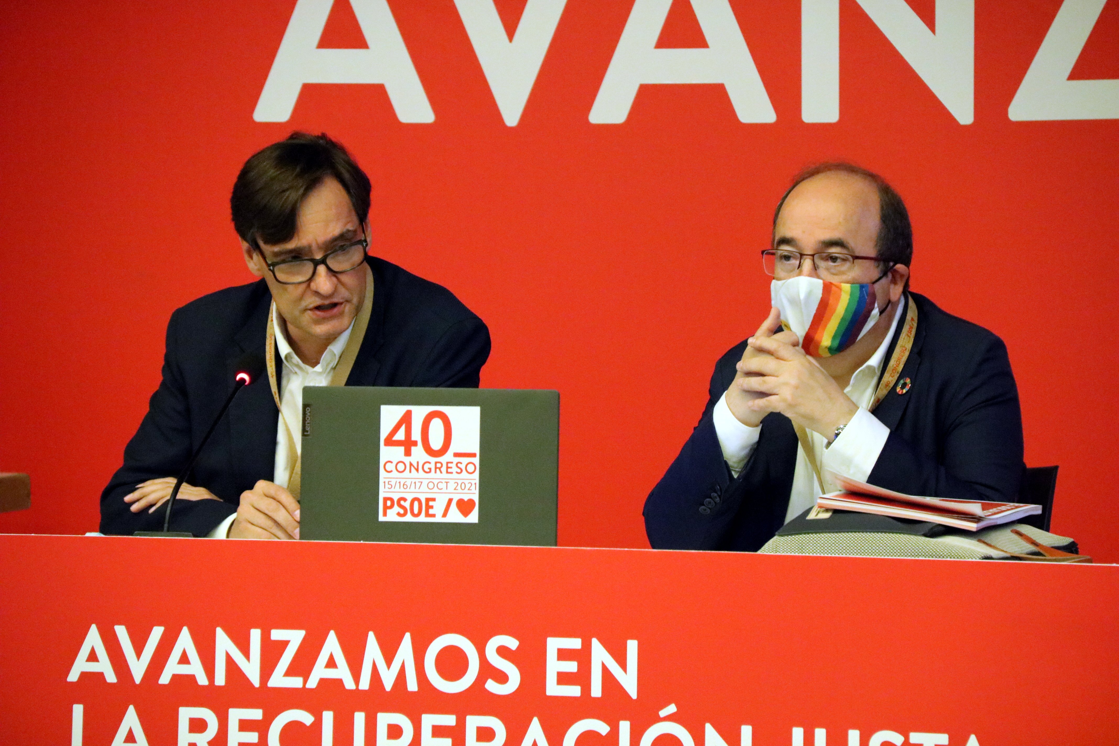 El PSC reintrodueix la reforma constitucional federal a la ponència del PSOE