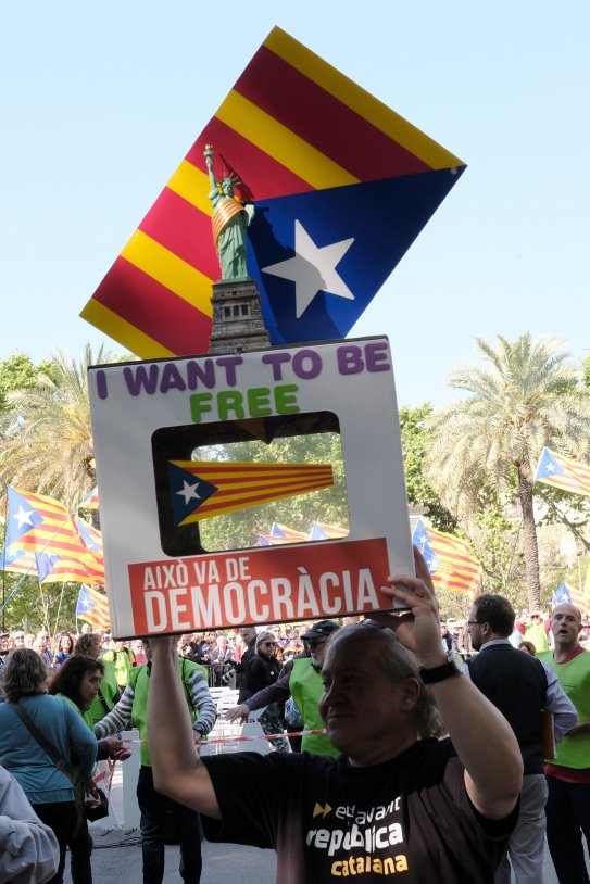 Estatua de la llibertat urna independencia estelada -  Sergi Alcàzar