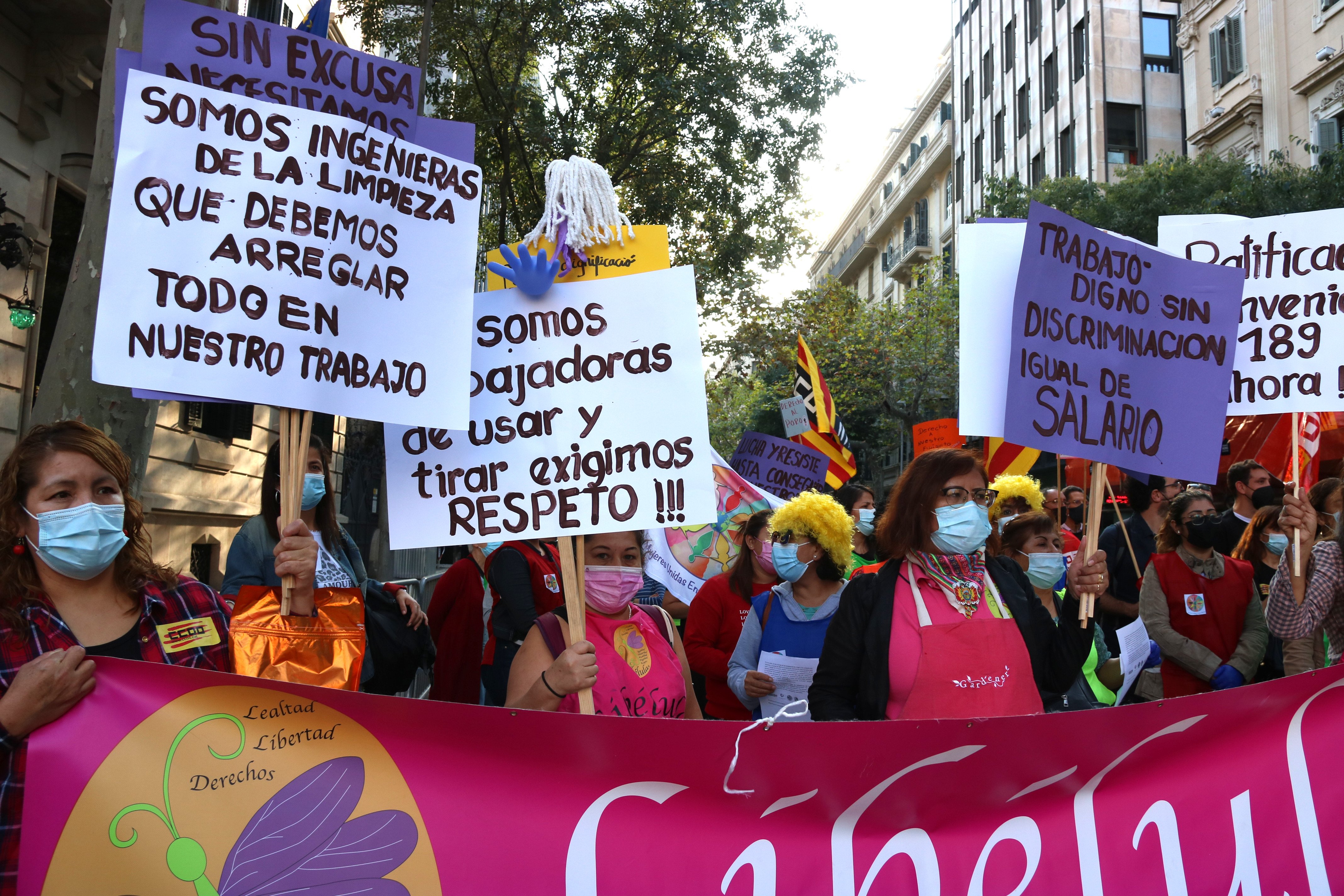 Les treballadores de la llar es manifesten pels seus drets