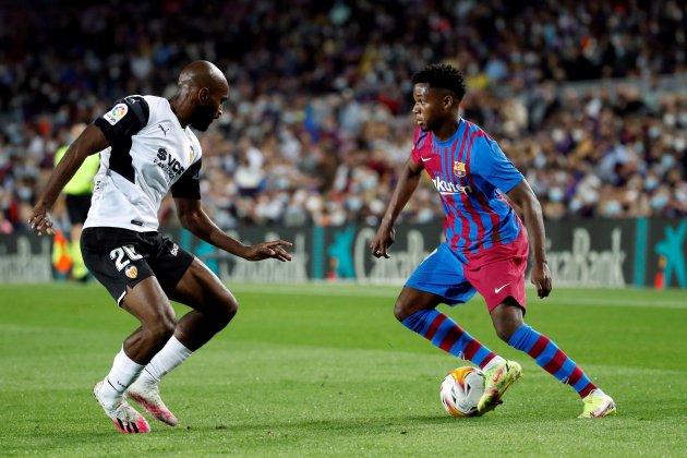 Ansu Fati Foulquier Barca Valencia EFE