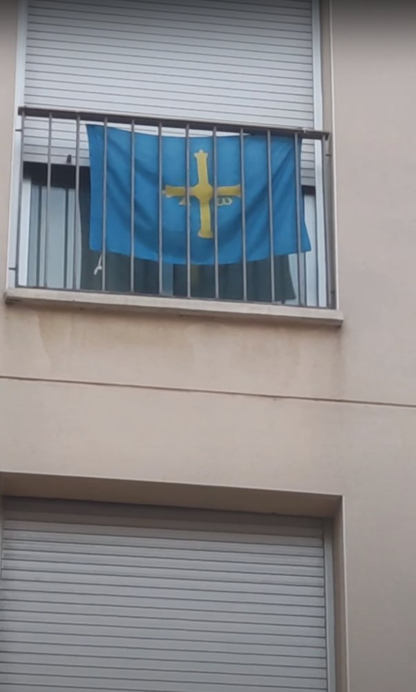 bandera Asturias en Tarragona Youtube