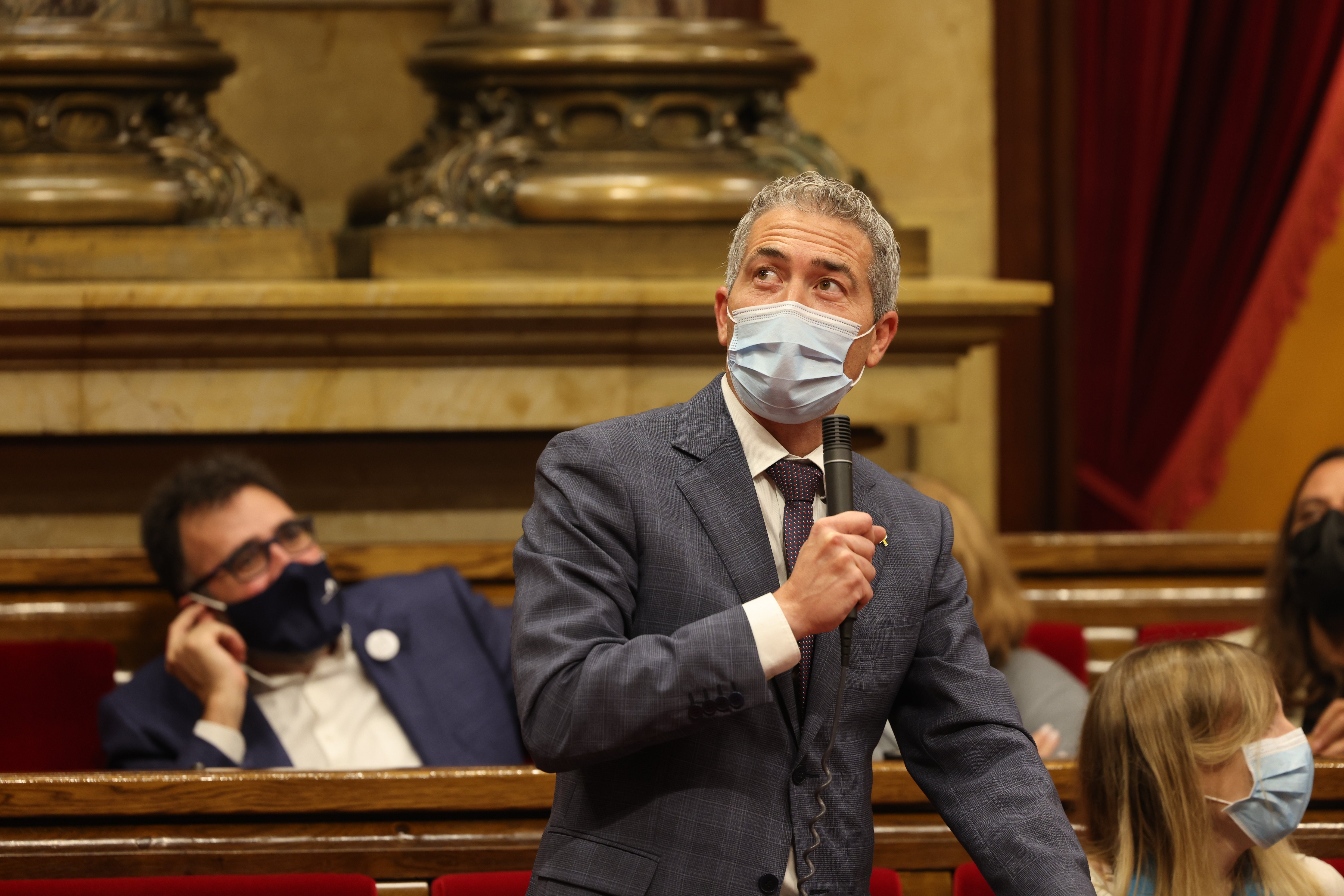 Cs ataca la escuela catalana y Cambray sentencia: "Si la quieren cambiar, ganen"