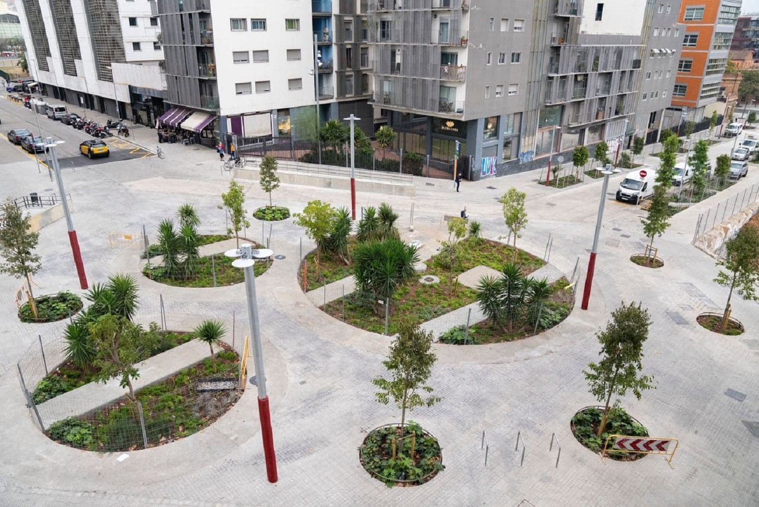 La zona de ocio nocturno del Poblenou ahora es superilla: ¿habrá mas botellones?