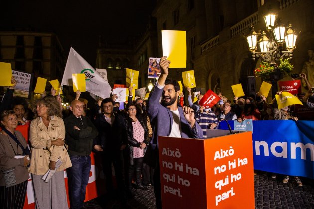 Gerard Esteva en la concentración "BCN es imparable" en Plaza Sant Jaume - Montse Giralt