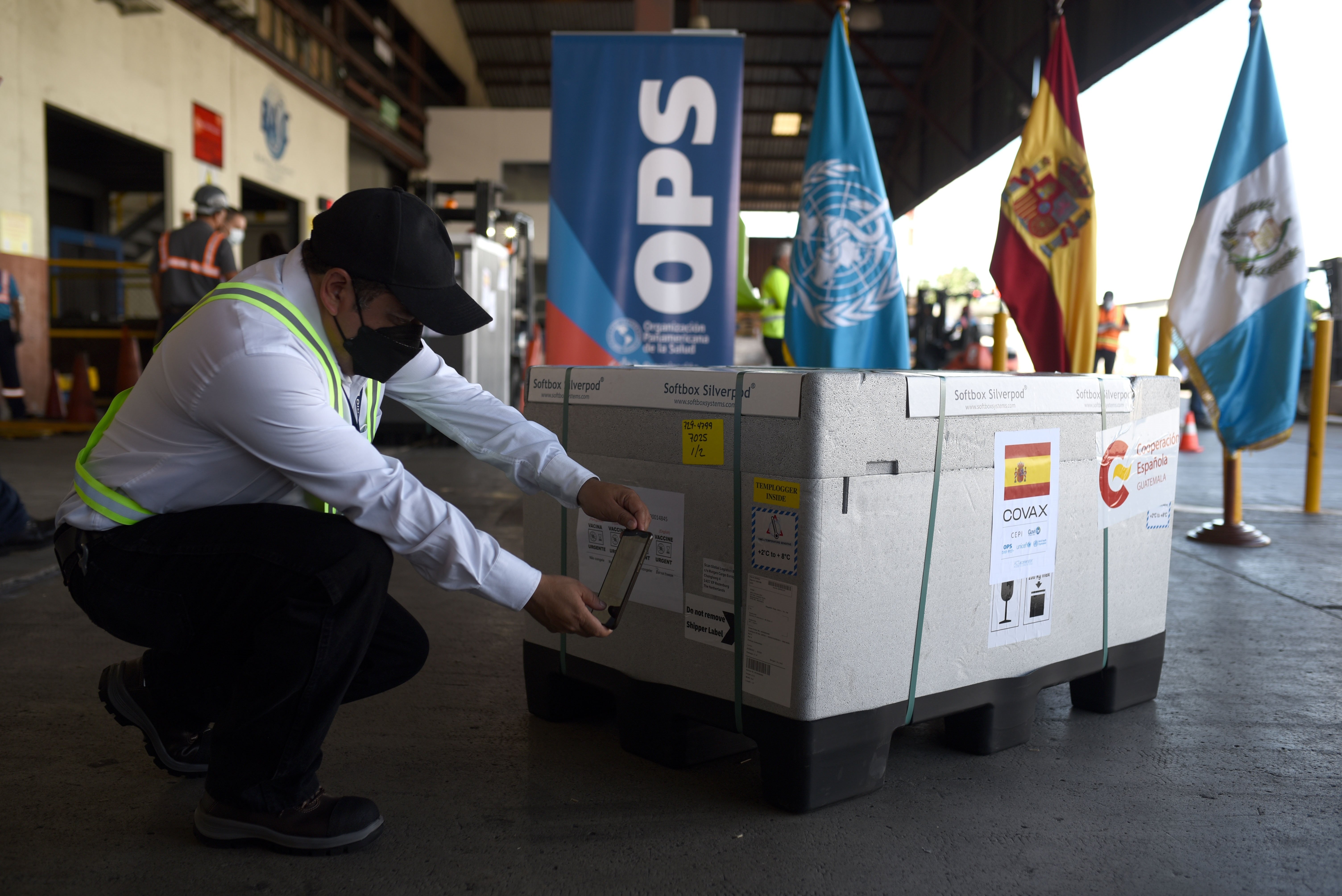 Cerca de 180.000 sanitarios habrían muerto por el coronavirus