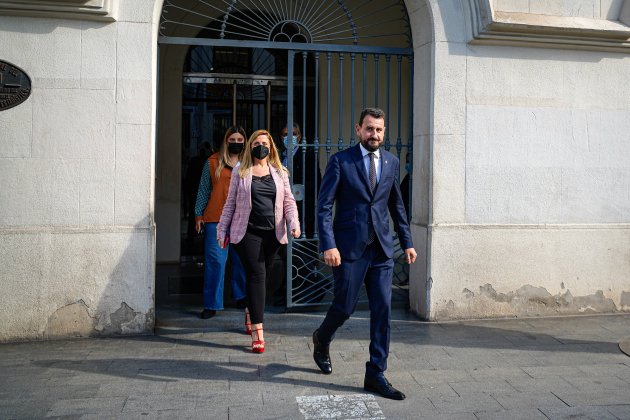 El candidato a la alcaldia de Badalona Rubén Guijarro, moción de censura PSOE - Pau de la Calle