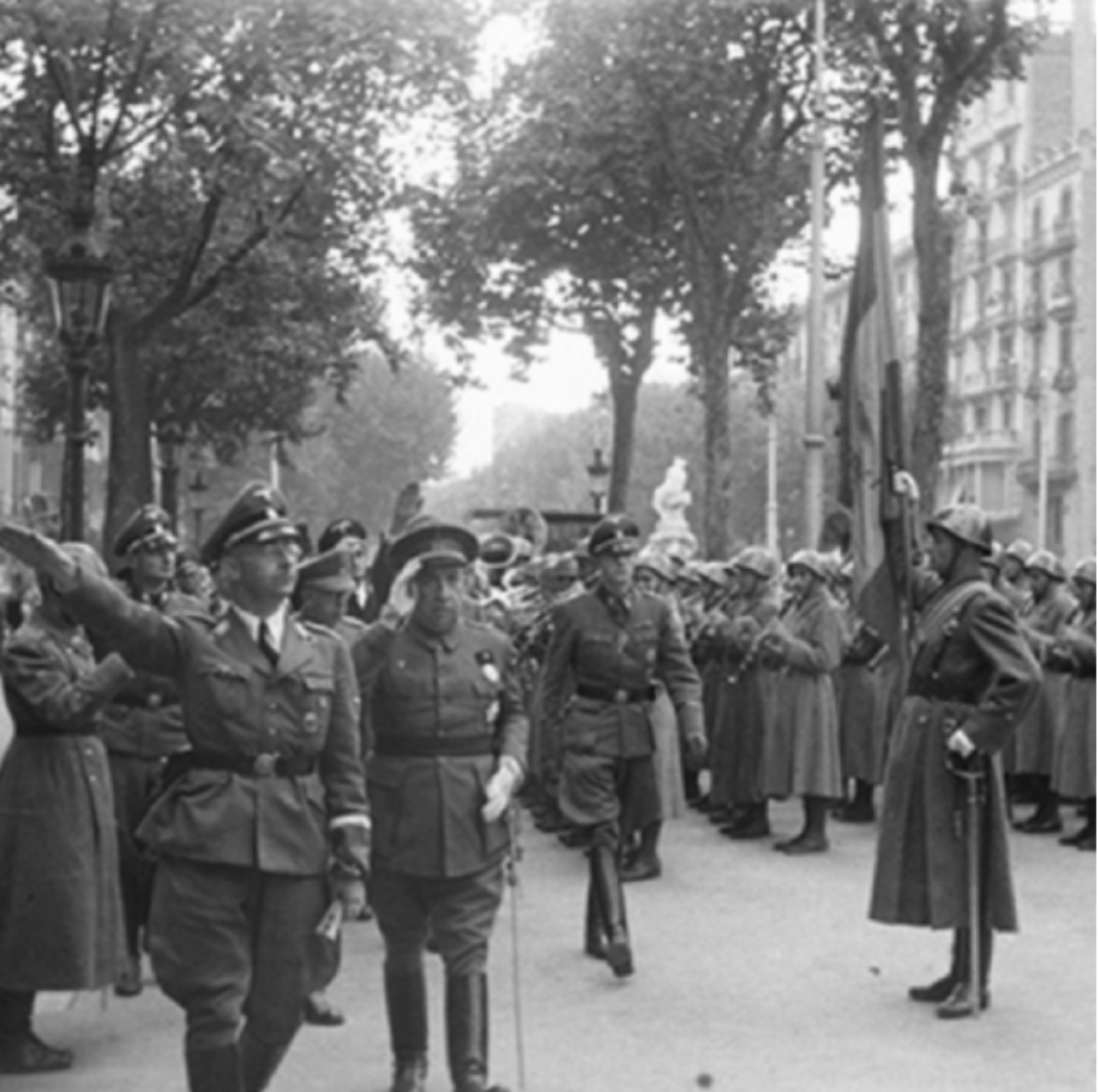 Himmler llega a Barcelona para adiestrar el aparato represor franquista