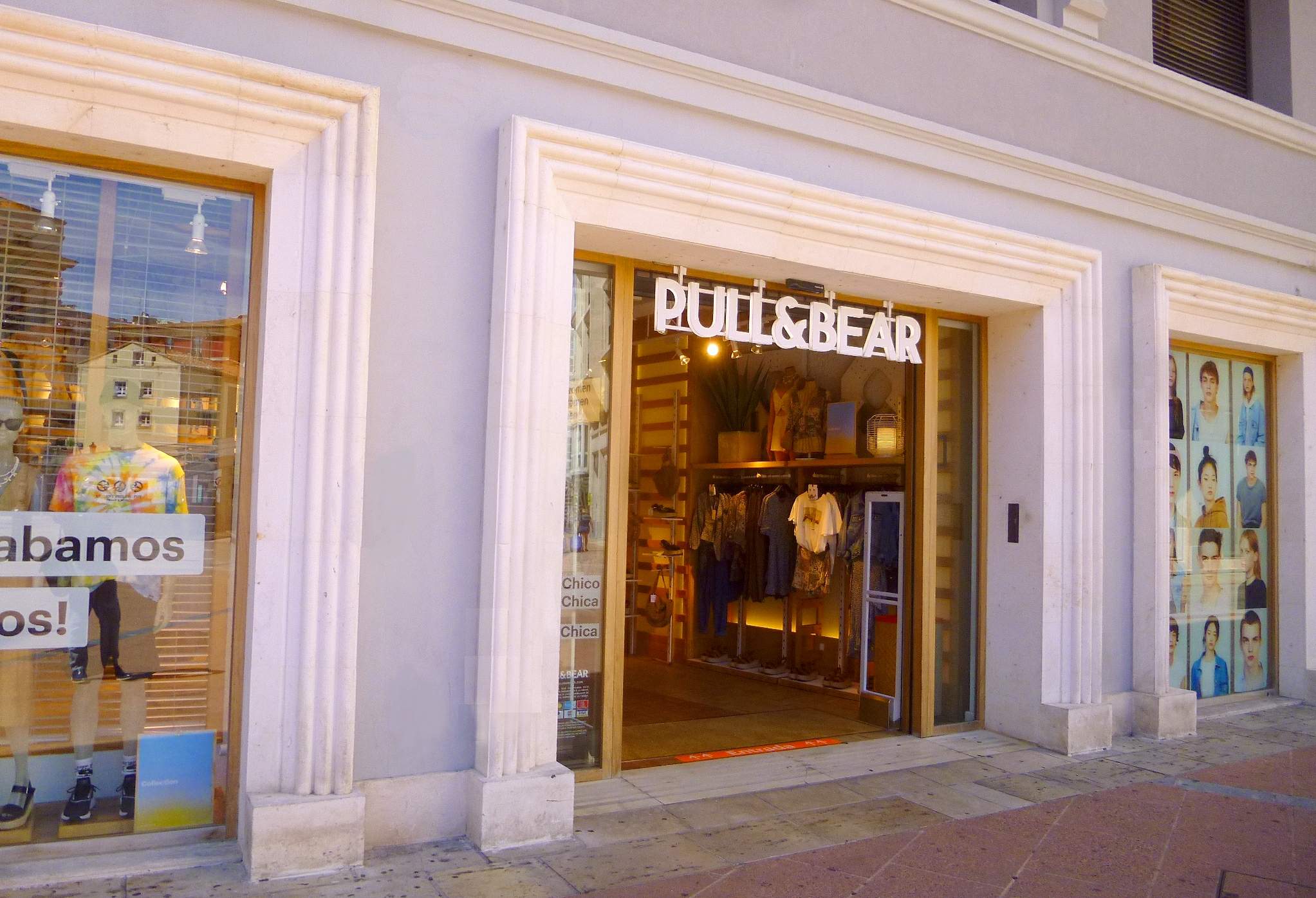 Pull&Bear rescata un clásico que triunfó en los años 90 en España