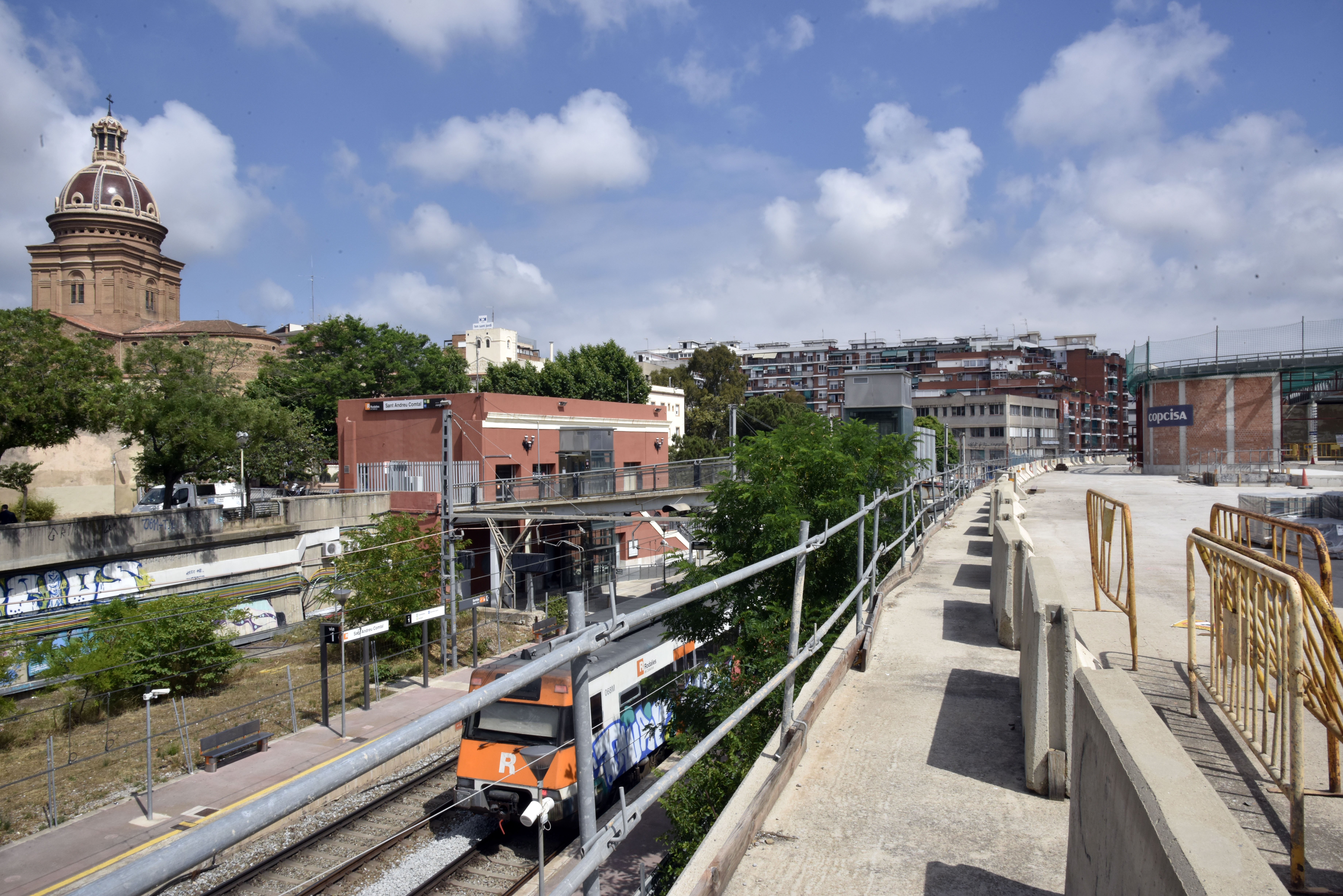 EuropaPress tren pasa obras construccion nueva estacion subterranea santo andreu comt