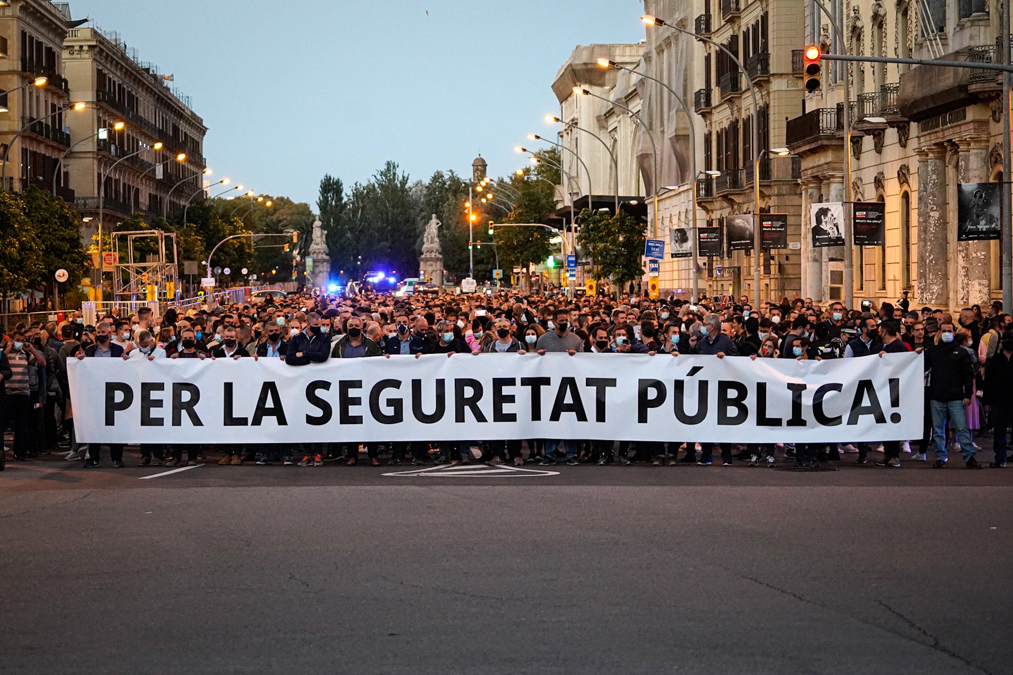 Manifestación Mossos Esquadra Guardia Urbana Policia Barcelona / Pau de la Calle