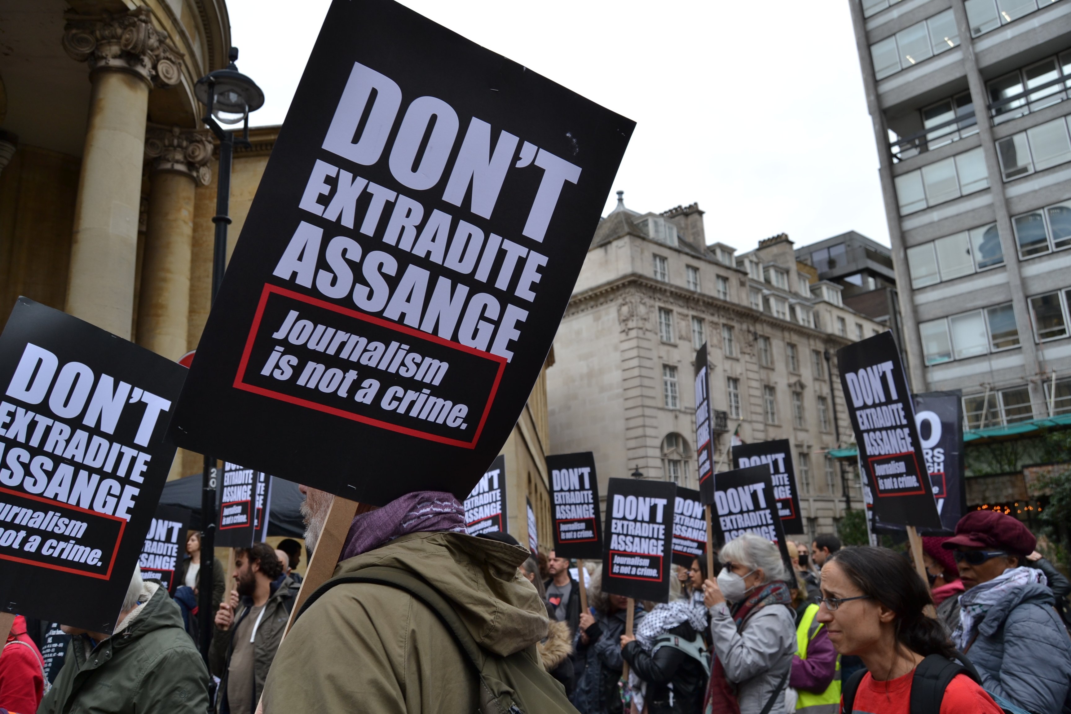 Manifestación Libertat Julian Assange Londres / Laura Cercós