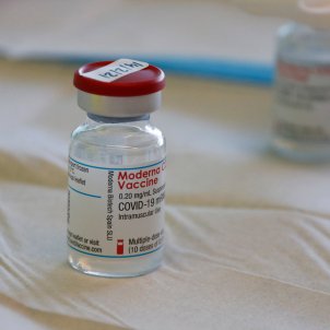 Vacuna de Moderna COVID / ACN